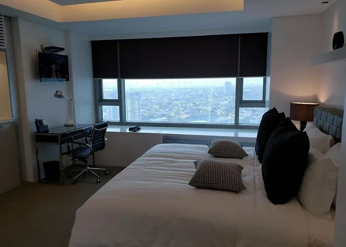 Air Makati Sophisticated Living 300 Mbps *