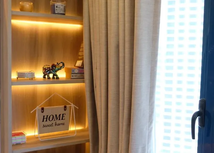 Apartment Air Makati Sophisticated Living 300 Mbps