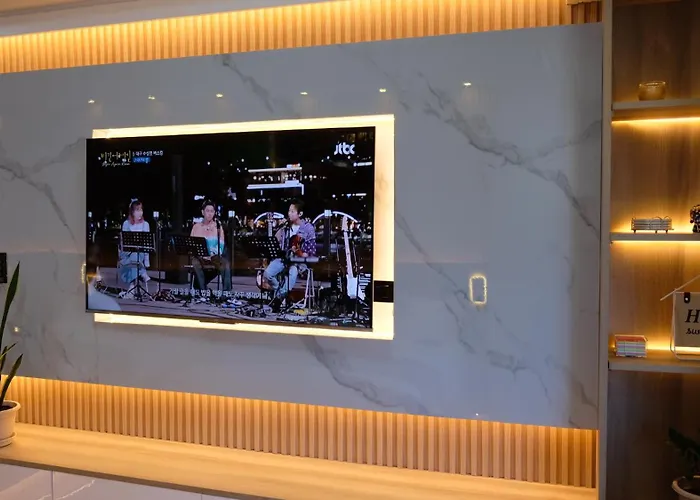 Air Makati Sophisticated Living 300 Mbps Apartment